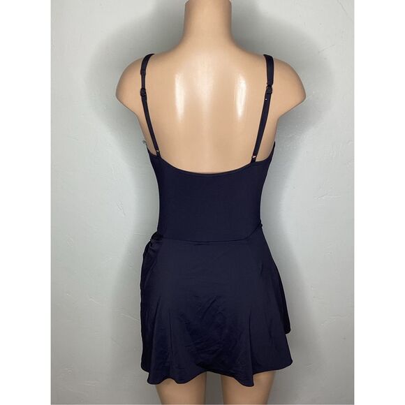 New. Coco Reef black skirted one piece. Size 16 Retails $152 - Picture 9 of 10